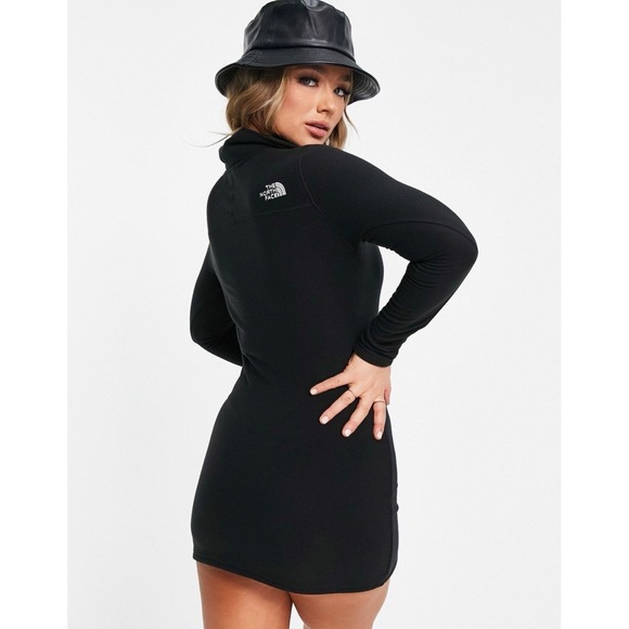 The North Face Dresses & Skirts - He North Face 100 Glacier Fleece Dress in Black NWT